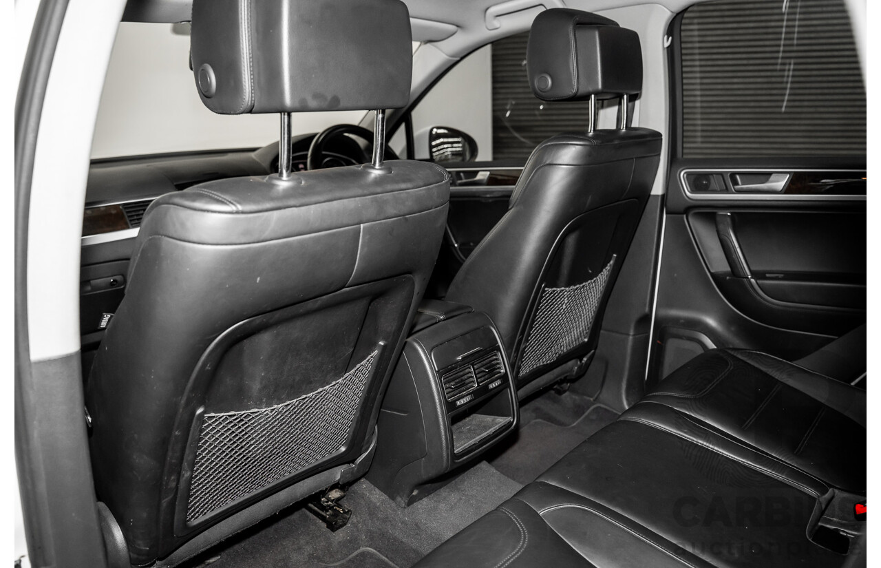 9/2014 Volkswagen Touareg V6 TDI (AWD) 7P MY14 4d Wagon White Turbo Diesel 3.0L