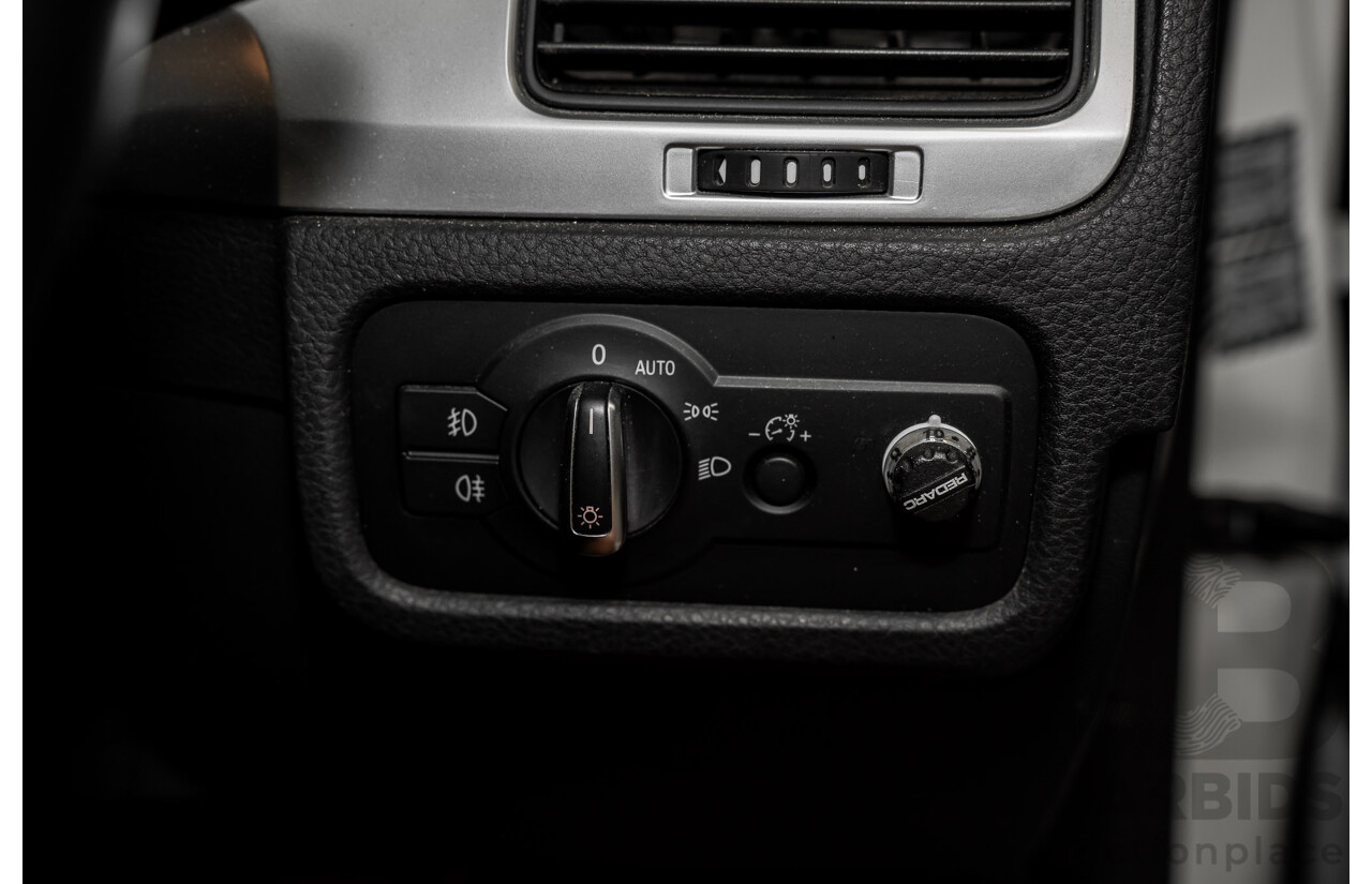 9/2014 Volkswagen Touareg V6 TDI (AWD) 7P MY14 4d Wagon White Turbo Diesel 3.0L