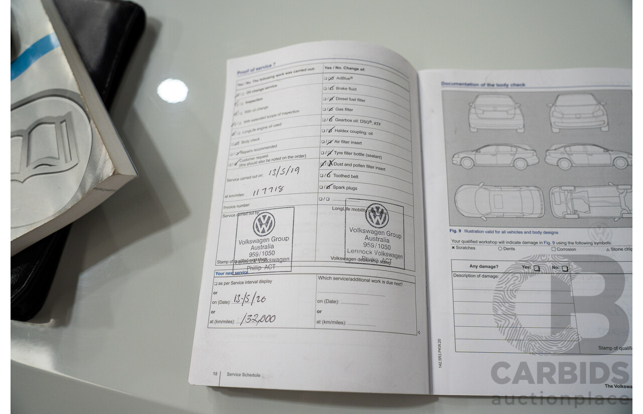 9/2014 Volkswagen Touareg V6 TDI (AWD) 7P MY14 4d Wagon White Turbo Diesel 3.0L