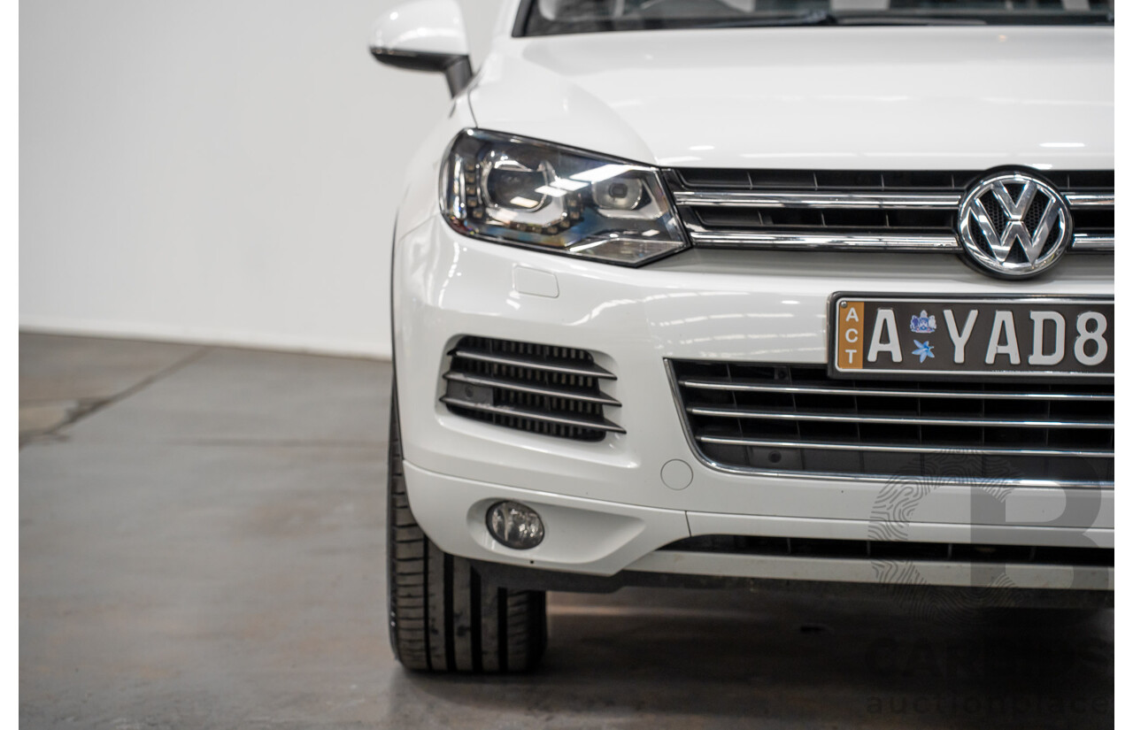 9/2014 Volkswagen Touareg V6 TDI (AWD) 7P MY14 4d Wagon White Turbo Diesel 3.0L