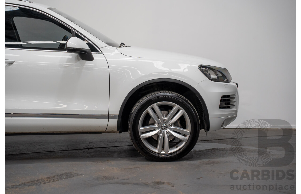 9/2014 Volkswagen Touareg V6 TDI (AWD) 7P MY14 4d Wagon White Turbo Diesel 3.0L