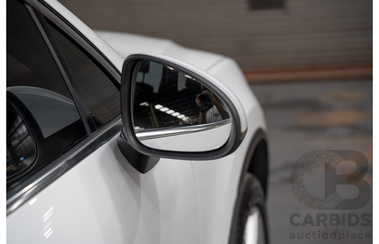 9/2014 Volkswagen Touareg V6 TDI (AWD) 7P MY14 4d Wagon White Turbo Diesel 3.0L