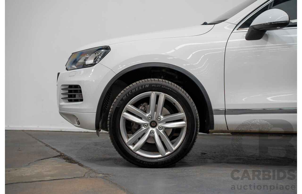 9/2014 Volkswagen Touareg V6 TDI (AWD) 7P MY14 4d Wagon White Turbo Diesel 3.0L