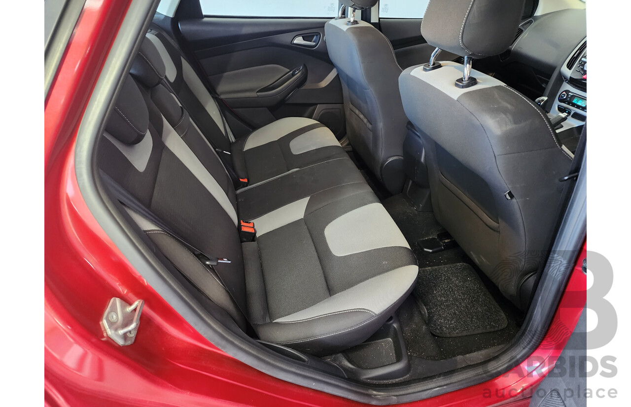 7/2014 Ford Focus Sport LW MK2 MY14 5d Hatchback Red 2.0L