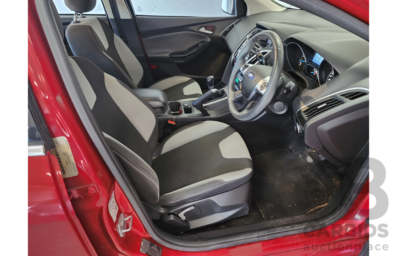 7/2014 Ford Focus Sport LW MK2 MY14 5d Hatchback Red 2.0L