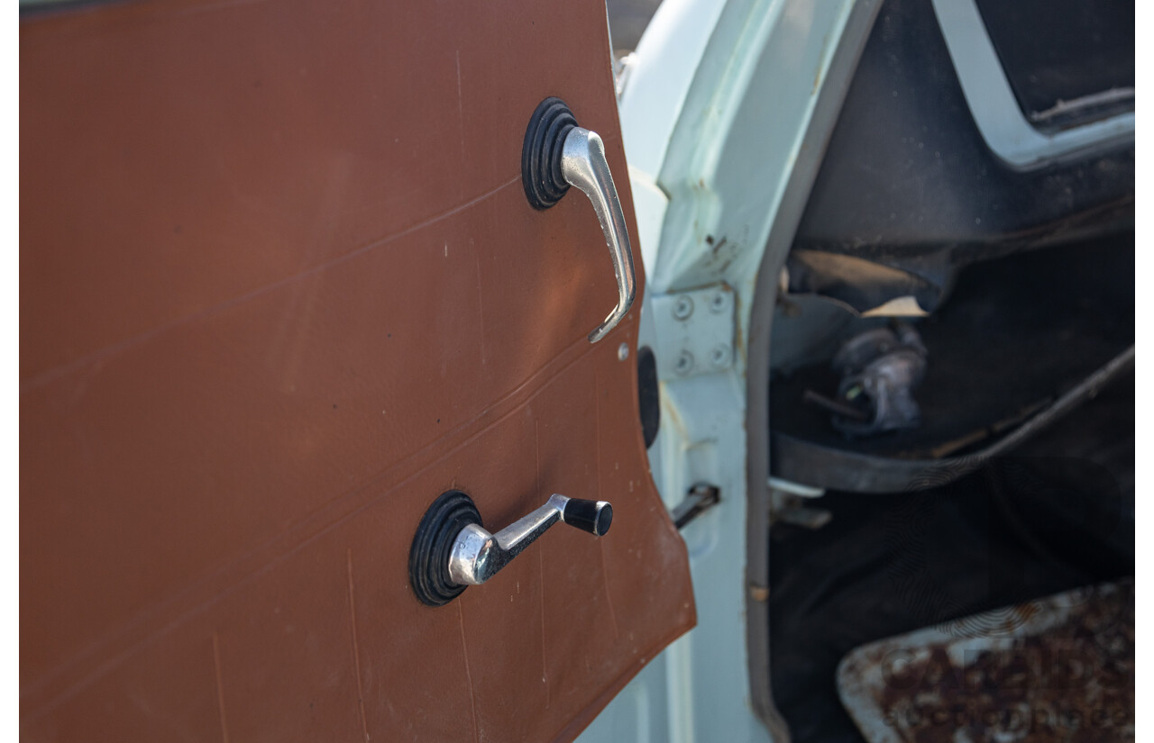 1/1971 Mazda E2000 2d Tray Back Blue 2.0L