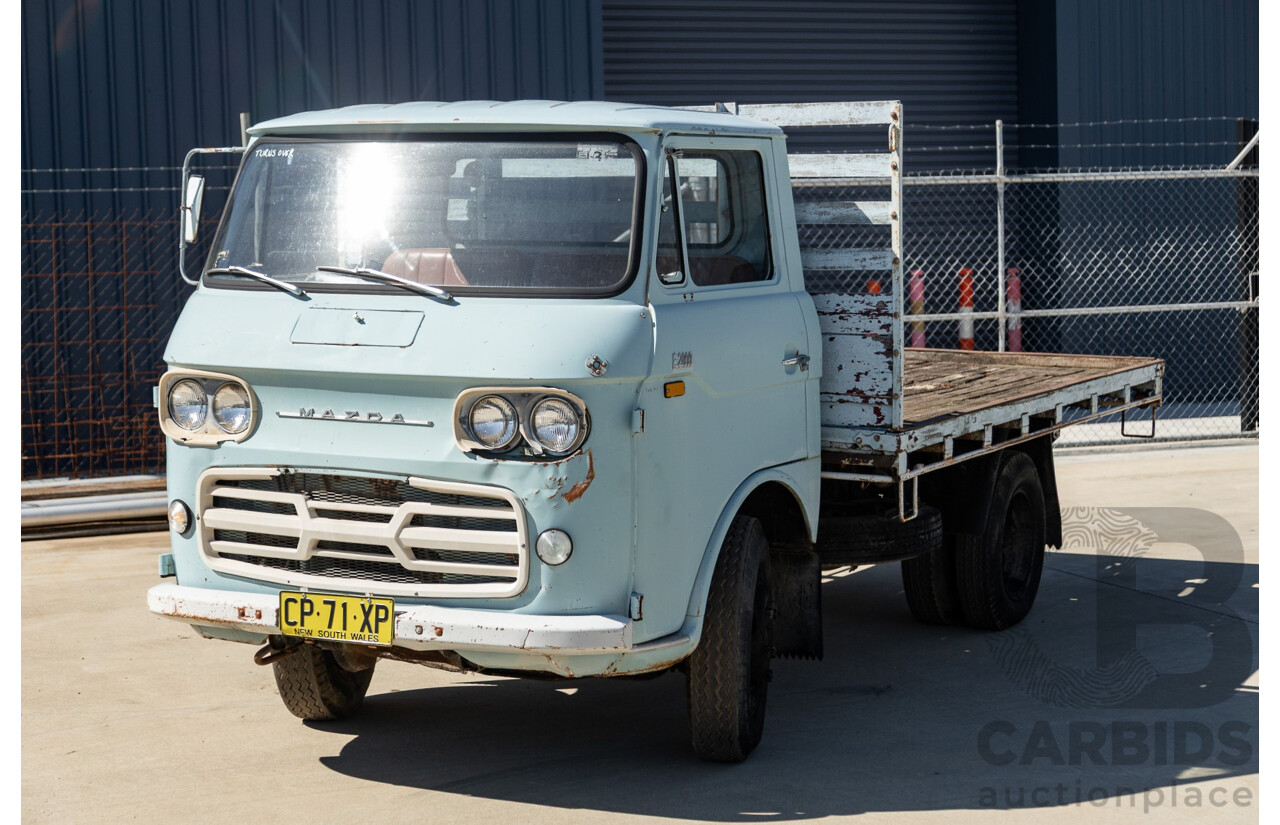 1/1971 Mazda E2000 2d Tray Back Blue 2.0L