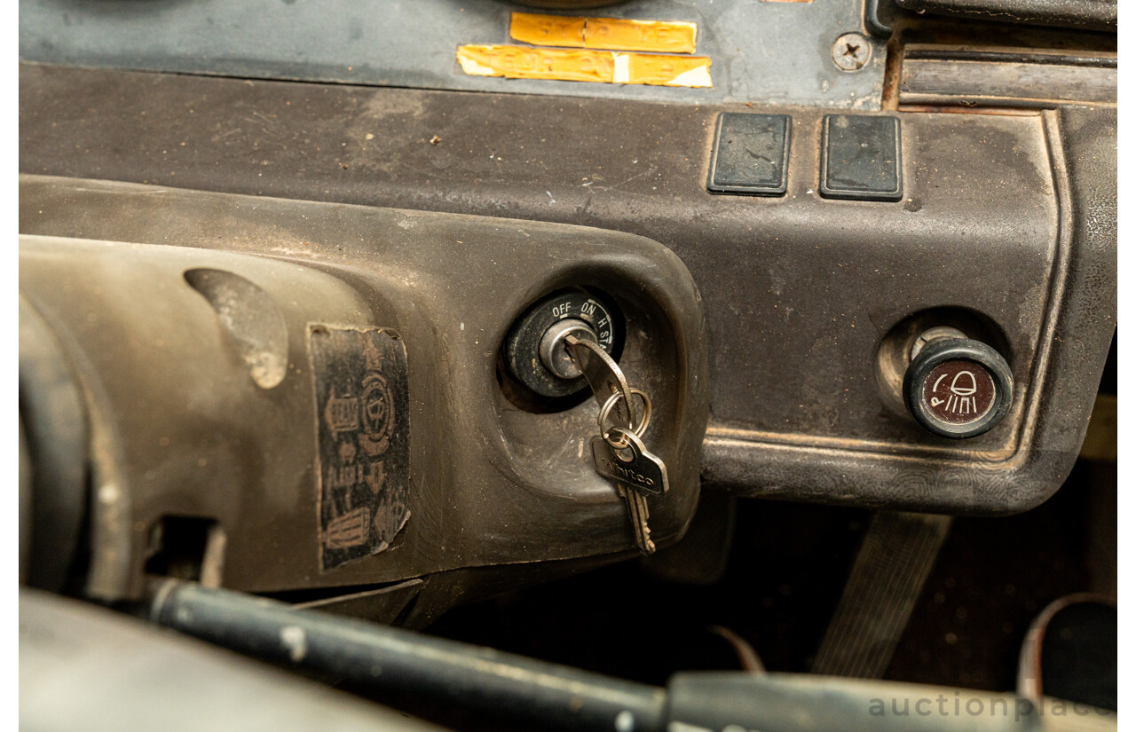 10/1980 Mazda Parkway 26 Diesel Light Bus TA3H4F 2d Bus White / Blue - Holden Red Motor Converted