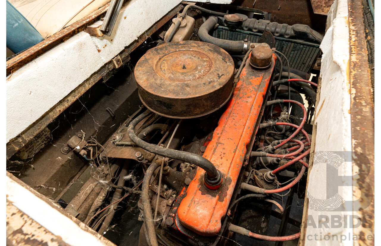 10/1980 Mazda Parkway 26 Diesel Light Bus TA3H4F 2d Bus White / Blue - Holden Red Motor Converted