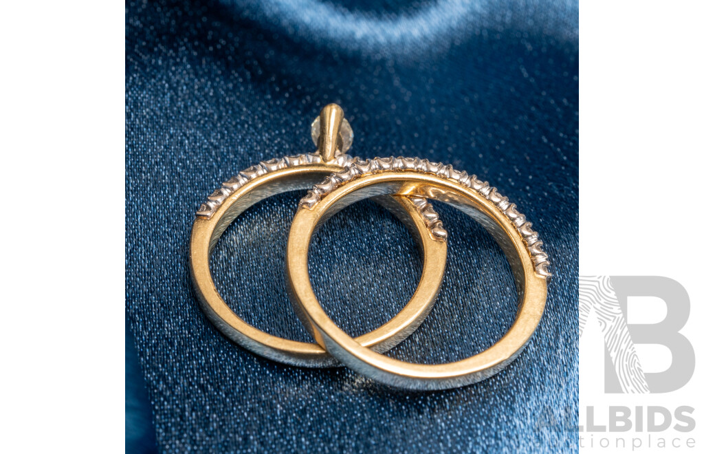 18ct Ellendale Yellow Diamond (0.40ct) Engagement Ring with Matching Wedder, TDW 0.80ct, Size P, 8.13 Grams