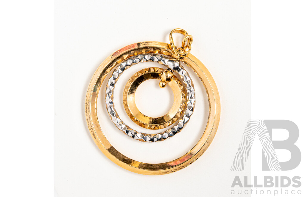 9ct Three Circle Pendant in Yellow & White Gold, 30mm, 1.71 Grams
