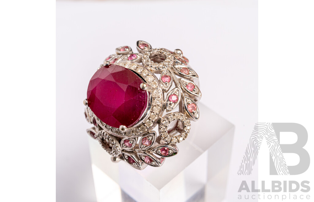 14ct Diamond, Ruby & Ceylon Sapphire Cocktail Ring, R11.0ct/TDW0.75ct/S0.73ct, Size R, 13.39 Grams