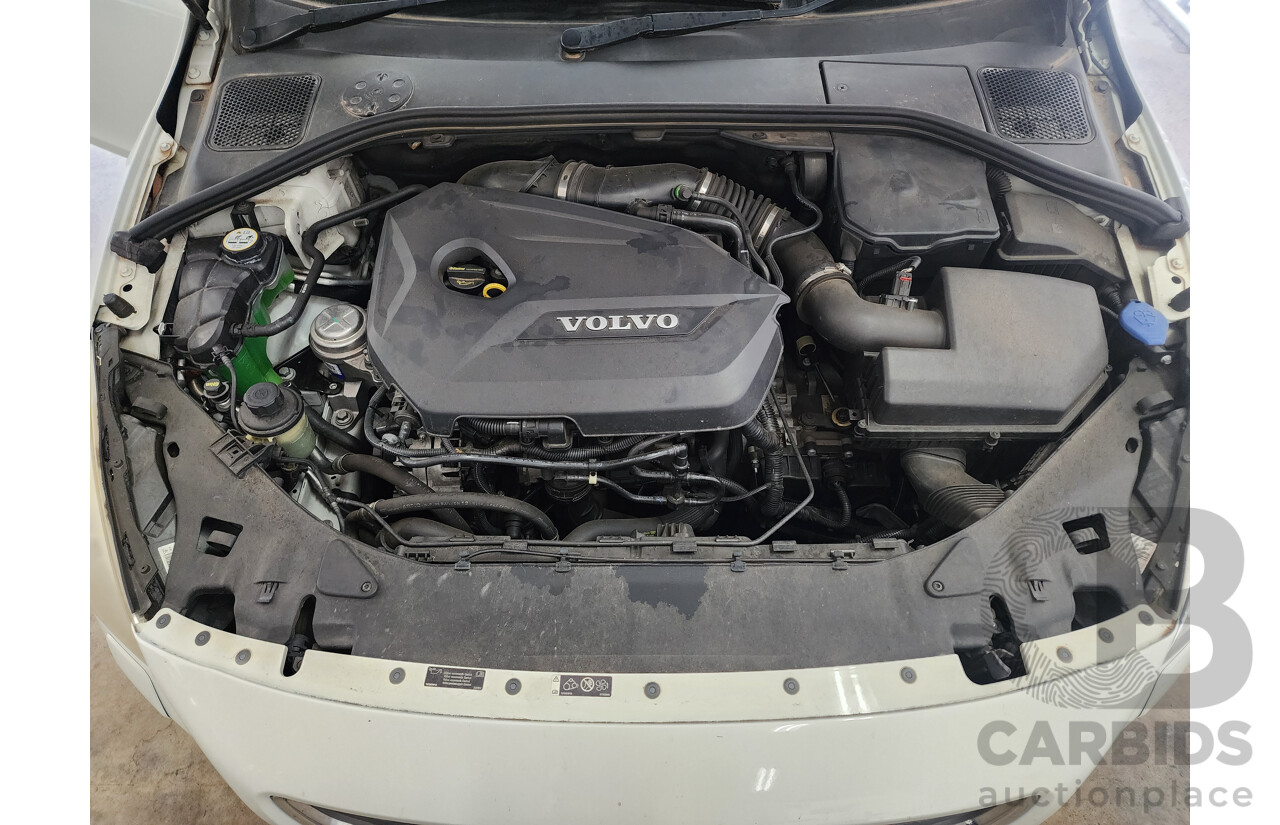 9/2013 Volvo V60 T4 Teknik F MY12 4d Wagon White 1.6L