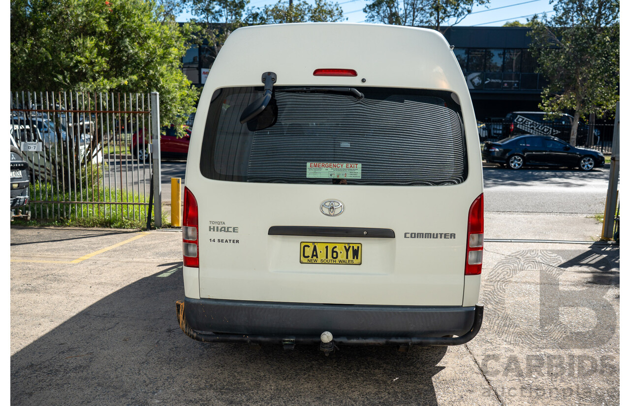 4/2005 Toyota Hiace Commuter KDH222R Bus White 2.5L