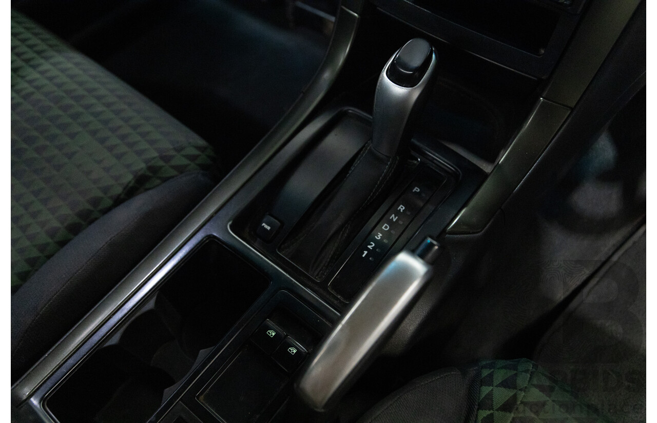 3/2003 Holden Commodore SS VY Utility Hot House Green 5.7L