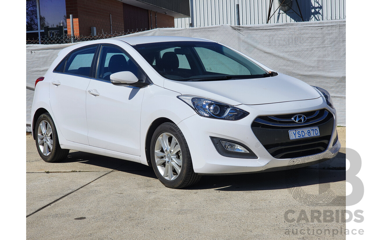 12/2012 Hyundai i30 Elite GD 5d Hatchback White 1.8L