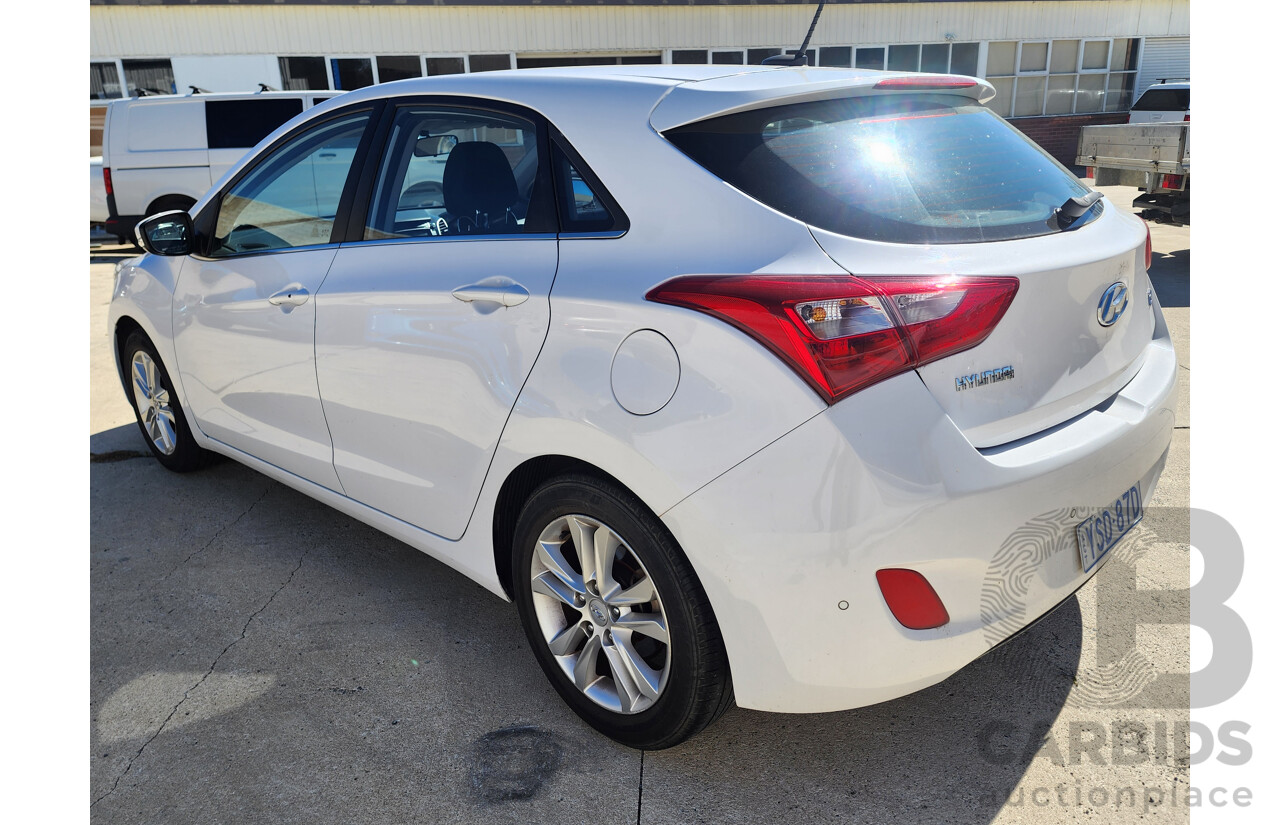12/2012 Hyundai i30 Elite GD 5d Hatchback White 1.8L