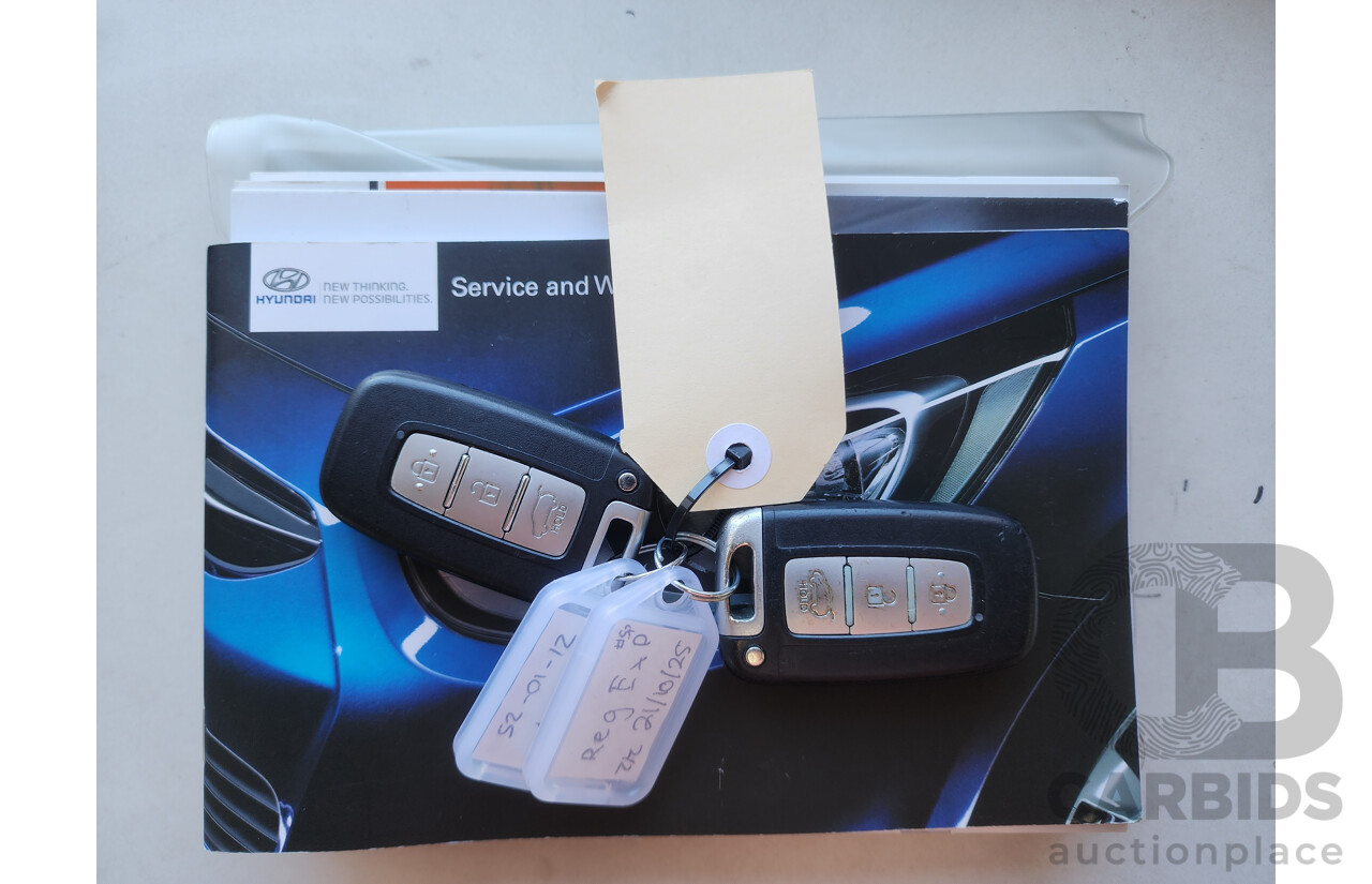 12/2012 Hyundai i30 Elite GD 5d Hatchback White 1.8L