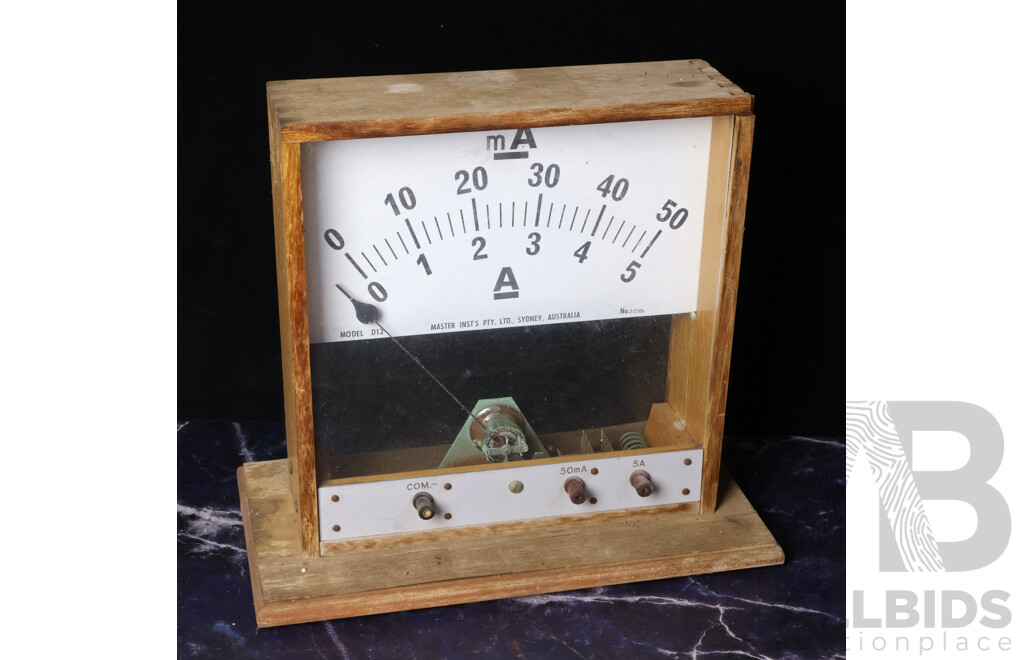 Vintage Timber Cased Ammeter by Masters Inst's Pty Ltd, Circa 1950