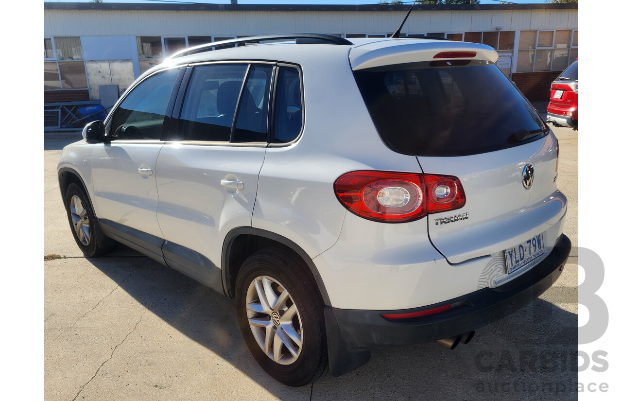 7/2009 Volkswagen Tiguan 125 TSI 5NC MY09 4d Wagon White 2.0L