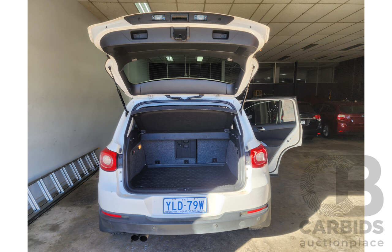 7/2009 Volkswagen Tiguan 125 TSI 5NC MY09 4d Wagon White 2.0L