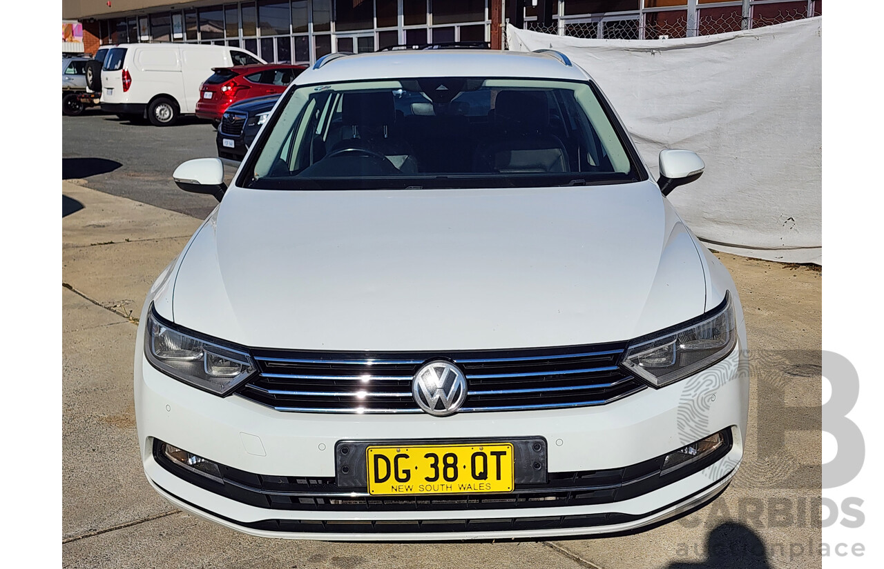 10/2015 Volkswagen Passat 132 TSI Comfortline 3C MY16 4d Wagon White 1.8L