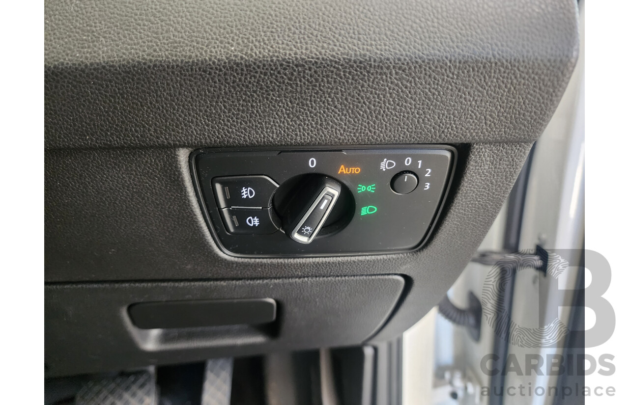 10/2015 Volkswagen Passat 132 TSI Comfortline 3C MY16 4d Wagon White 1.8L