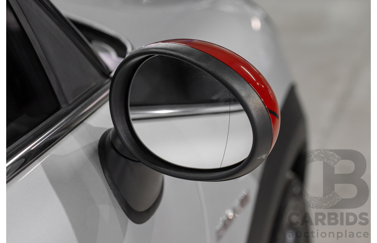 08/2016 Mini Cooper D Countryman (FWD) R60 MY15 4d Wagon Crystal Silver Metallic Turbo Diesel 2.0L