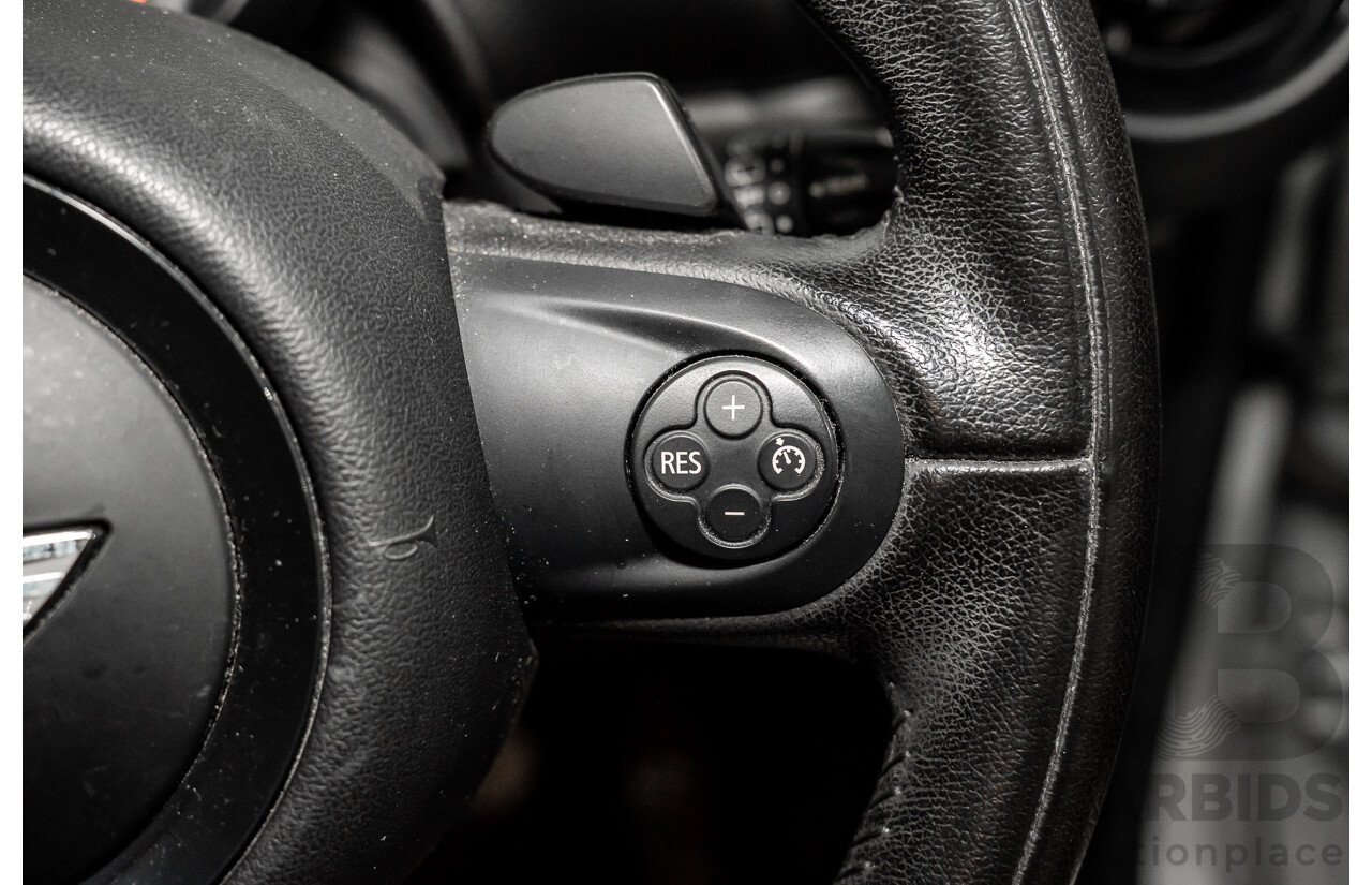 08/2016 Mini Cooper D Countryman (FWD) R60 MY15 4d Wagon Crystal Silver Metallic Turbo Diesel 2.0L