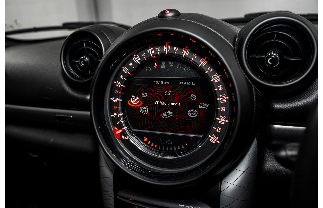 08/2016 Mini Cooper D Countryman (FWD) R60 MY15 4d Wagon Crystal Silver Metallic Turbo Diesel 2.0L