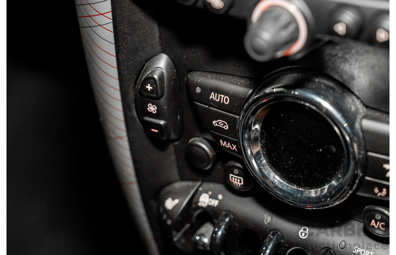 08/2016 Mini Cooper D Countryman (FWD) R60 MY15 4d Wagon Crystal Silver Metallic Turbo Diesel 2.0L