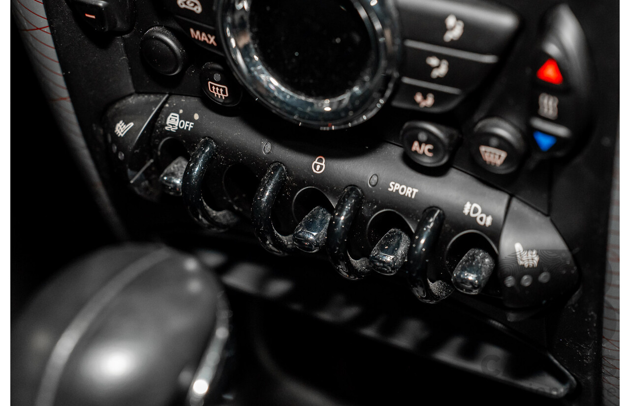 08/2016 Mini Cooper D Countryman (FWD) R60 MY15 4d Wagon Crystal Silver Metallic Turbo Diesel 2.0L