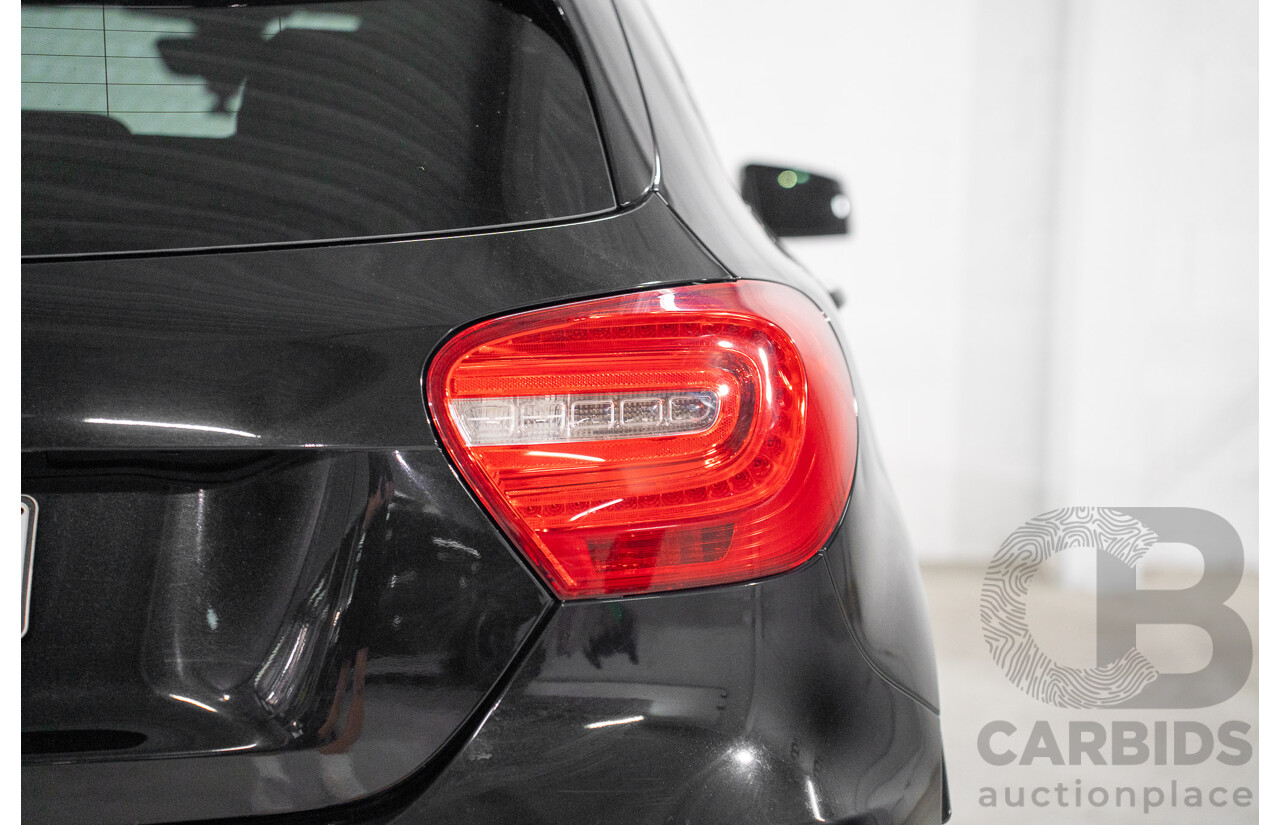 10/2015 Mercedes-Benz A250 Sport 176 MY15 5d Hatchback Cosmos Black Metallic Turbo 2.0L