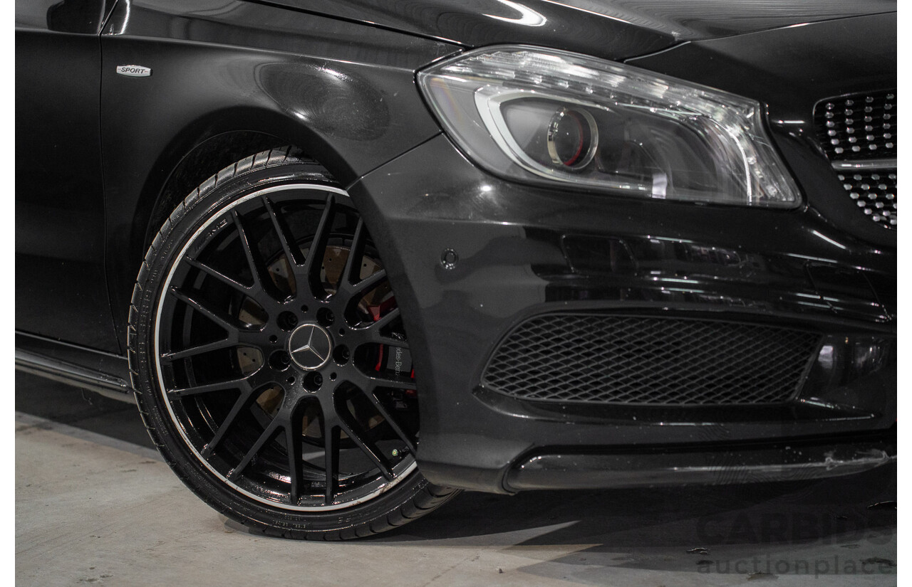 10/2015 Mercedes-Benz A250 Sport 176 MY15 5d Hatchback Cosmos Black Metallic Turbo 2.0L