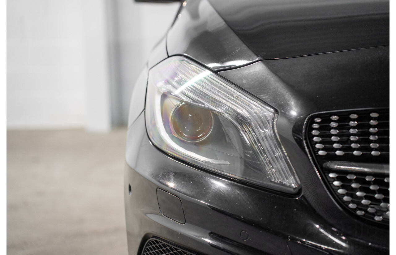 10/2015 Mercedes-Benz A250 Sport 176 MY15 5d Hatchback Cosmos Black Metallic Turbo 2.0L