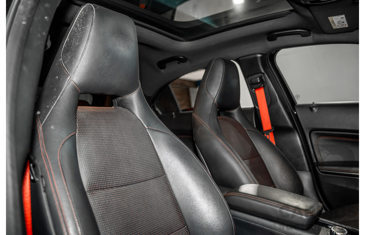 10/2015 Mercedes-Benz A250 Sport 176 MY15 5d Hatchback Cosmos Black Metallic Turbo 2.0L