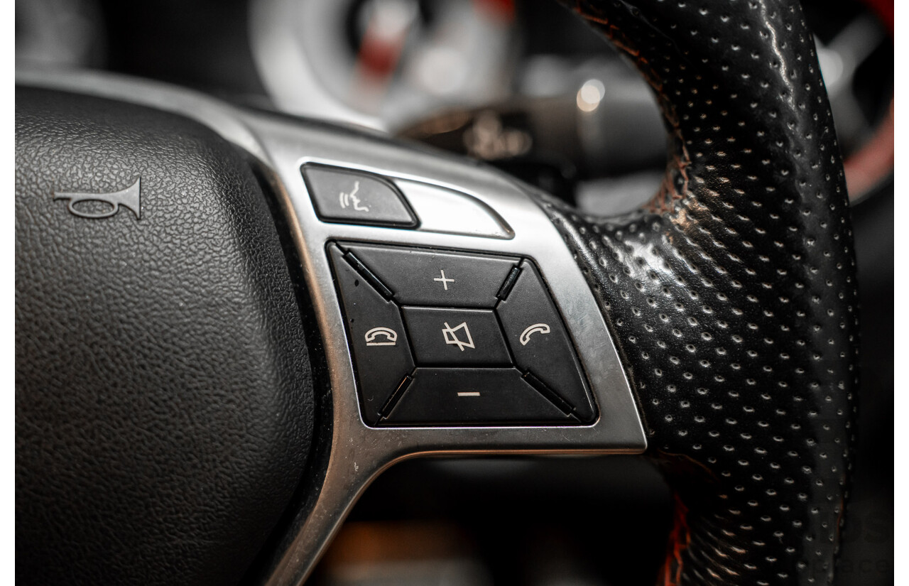 10/2015 Mercedes-Benz A250 Sport 176 MY15 5d Hatchback Cosmos Black Metallic Turbo 2.0L