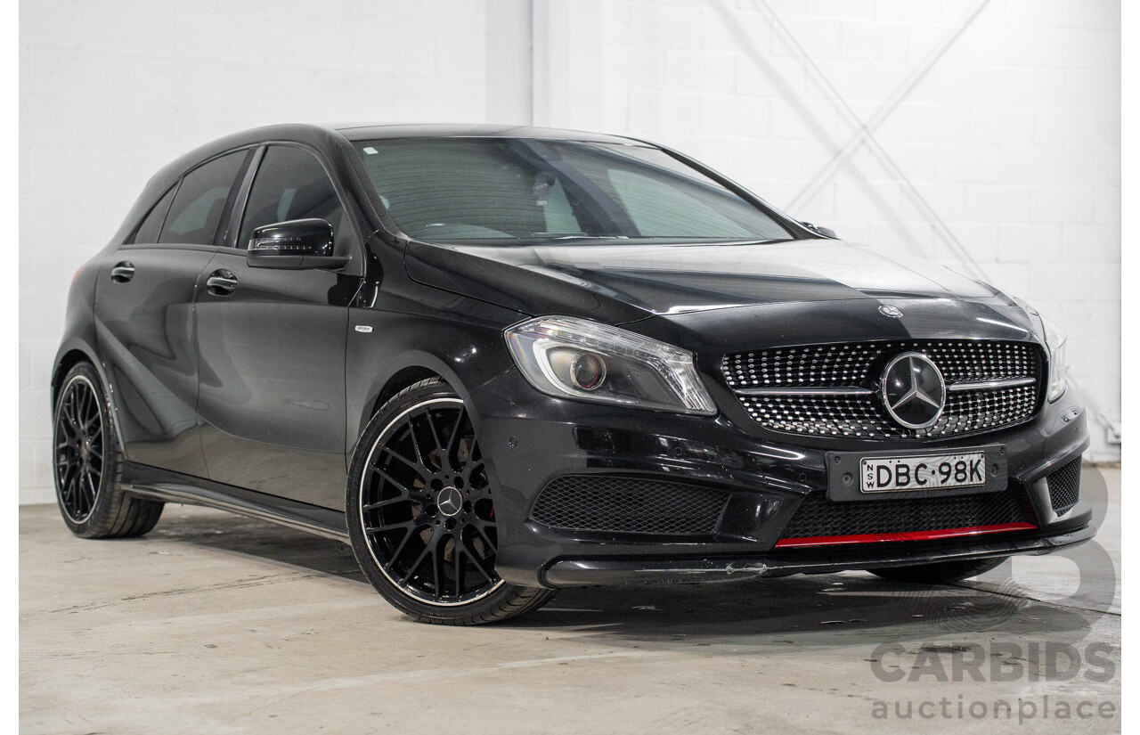 10/2015 Mercedes-Benz A250 Sport 176 MY15 5d Hatchback Cosmos Black Metallic Turbo 2.0L