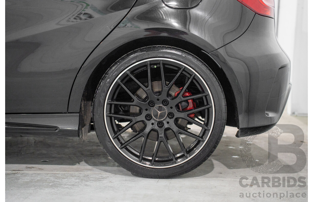 10/2015 Mercedes-Benz A250 Sport 176 MY15 5d Hatchback Cosmos Black Metallic Turbo 2.0L