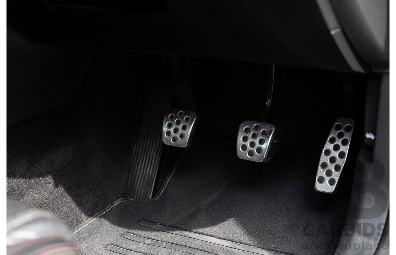 6/2014 Holden VF Commodore SS-V 2d Utility Heron White V8 6.0L - Supercharged