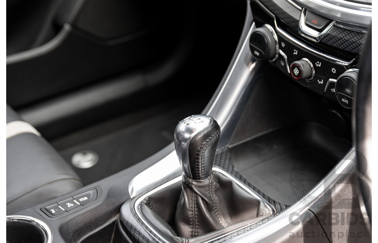 6/2014 Holden VF Commodore SS-V 2d Utility Heron White V8 6.0L - Supercharged