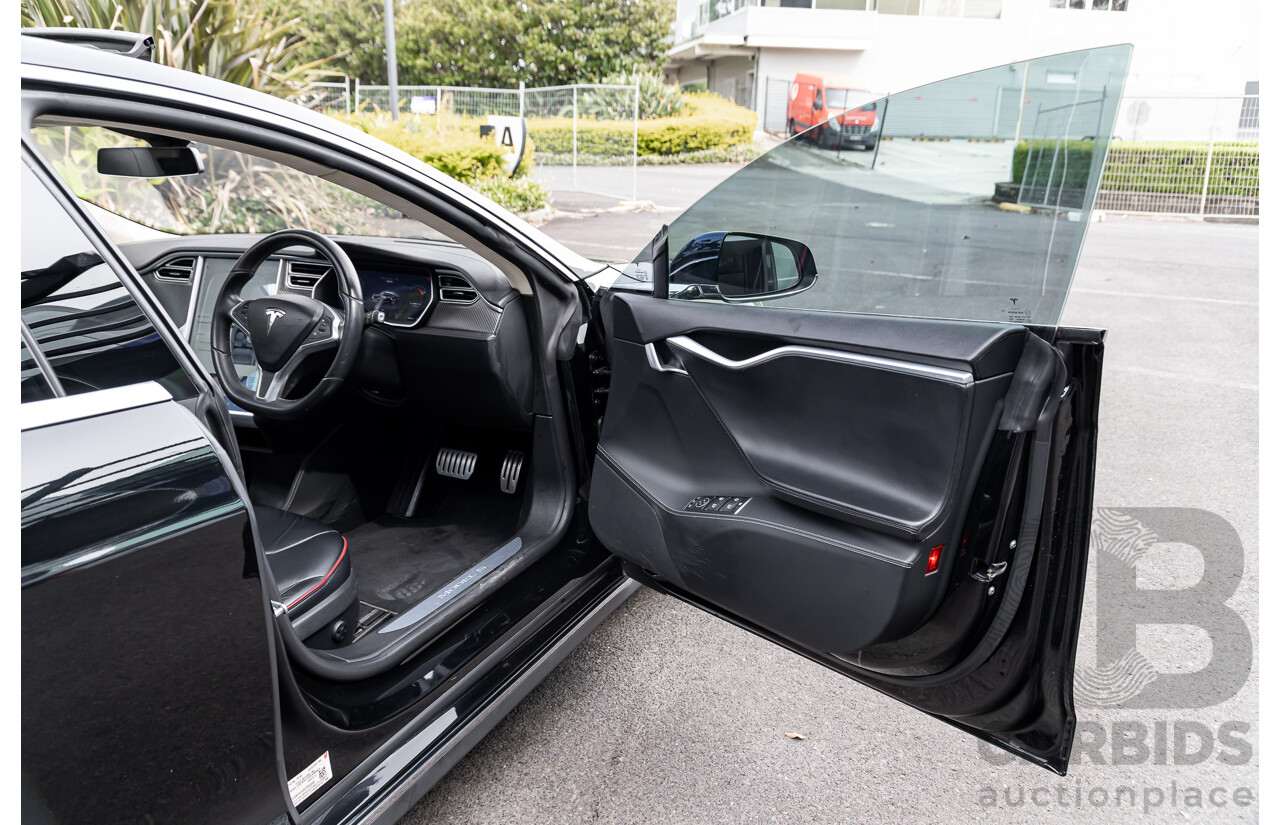 11/2014 Tesla Model S P85+ Performance Plus 4d Hatchback Black Dedicated Electric EV 310kw