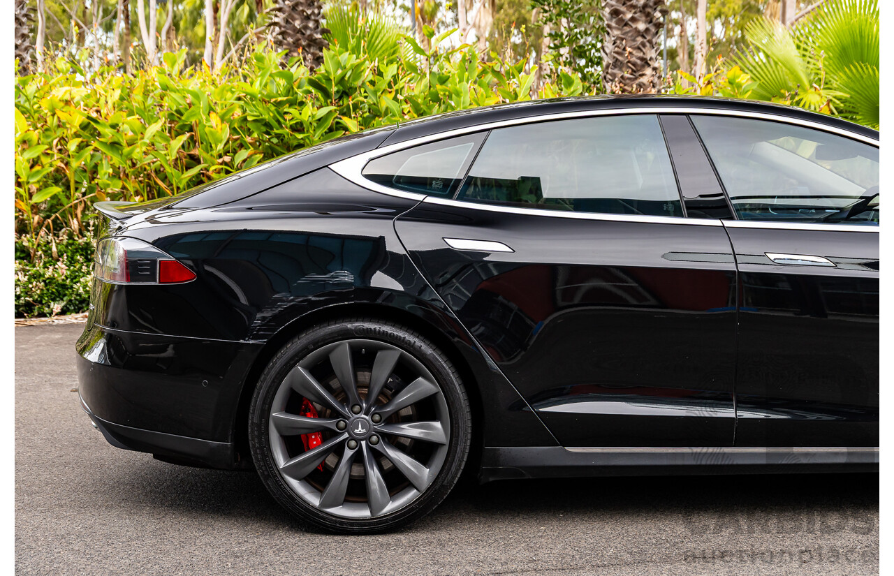 11/2014 Tesla Model S P85+ Performance Plus 4d Hatchback Black Dedicated Electric EV 310kw