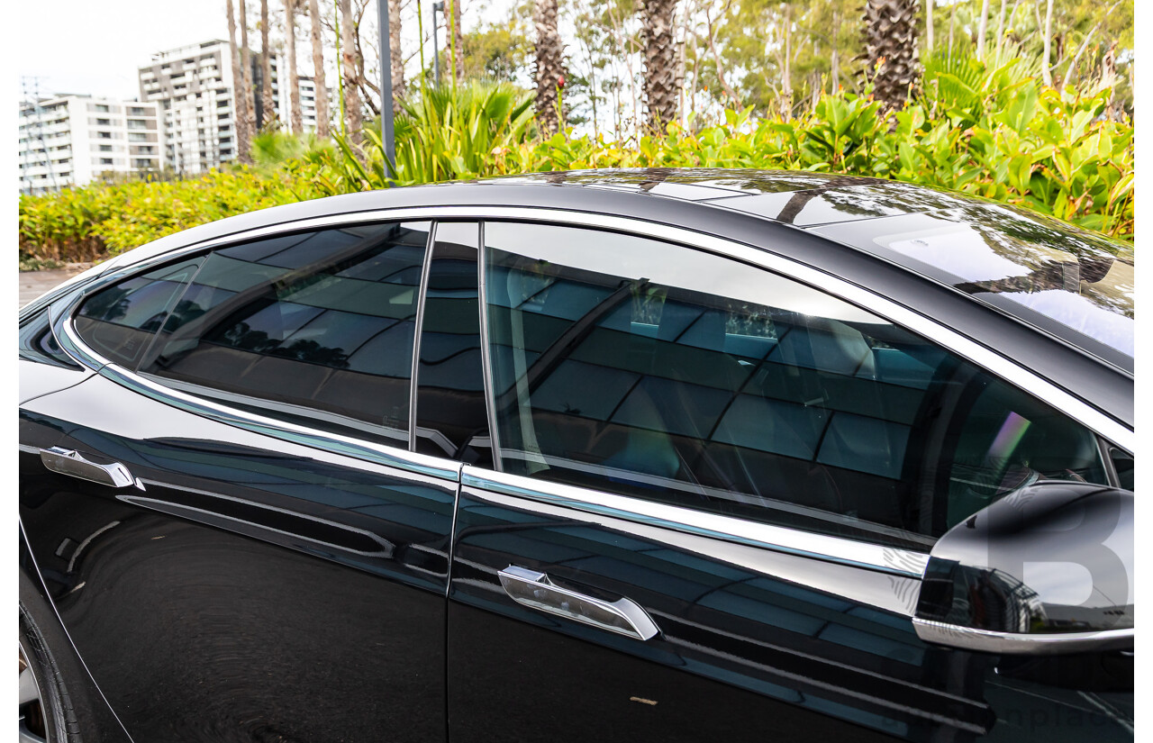 11/2014 Tesla Model S P85+ Performance Plus 4d Hatchback Black Dedicated Electric EV 310kw