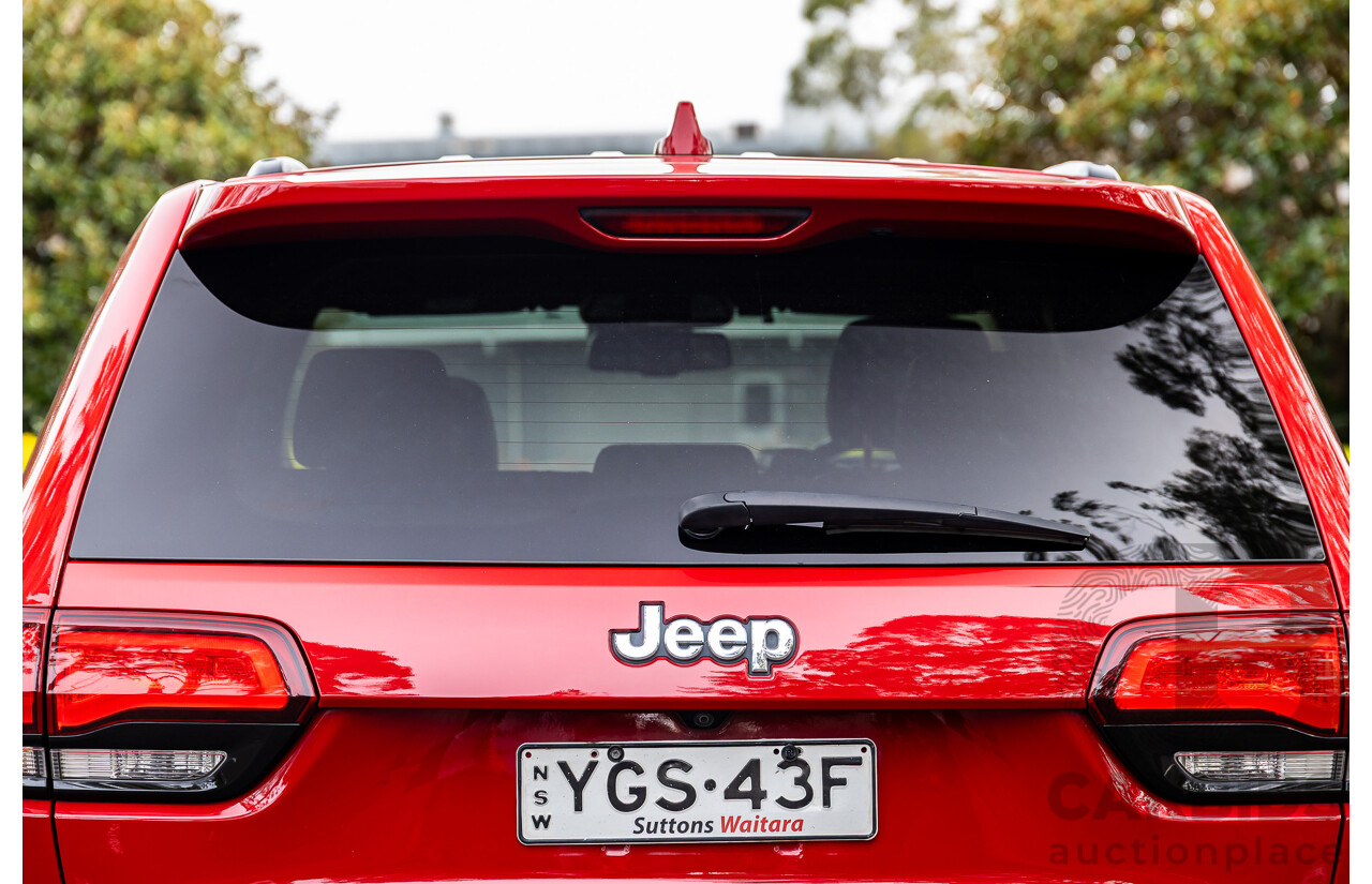 12/2015 Jeep Grand Cherokee SRT 8 (4x4) WK MY16 4d Wagon Deep Cherry Red Crystal Pearl V8 6.4L