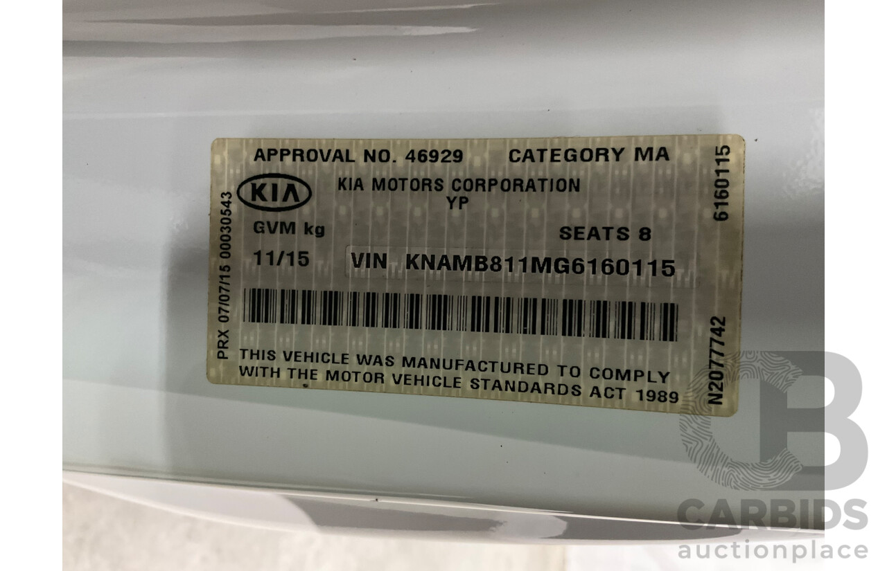 11/2015 Kia Carnival S YP MY16 4d Wagon Clear White V6 3.3L - 7 Seater