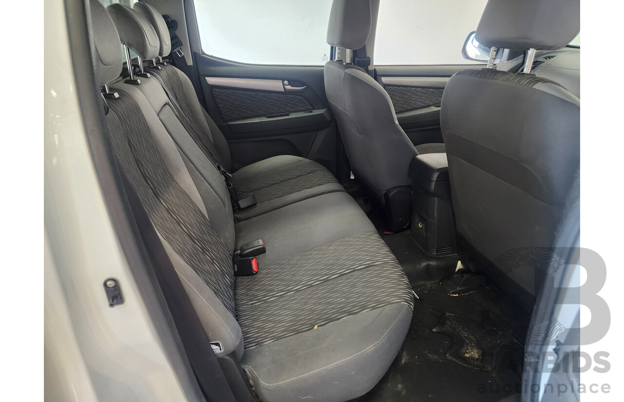 11/2015 Holden Colorado LS (4x4) RG MY15 Crew Cab P/Up White 2.8L