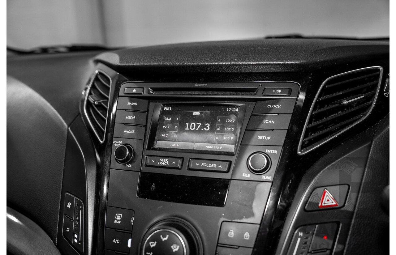 07/2017 Hyundai i40 Active Tourer (FWD) VF4 SERIES II MY17 4d Wagon Pure White Turbo Diesel 1.7L