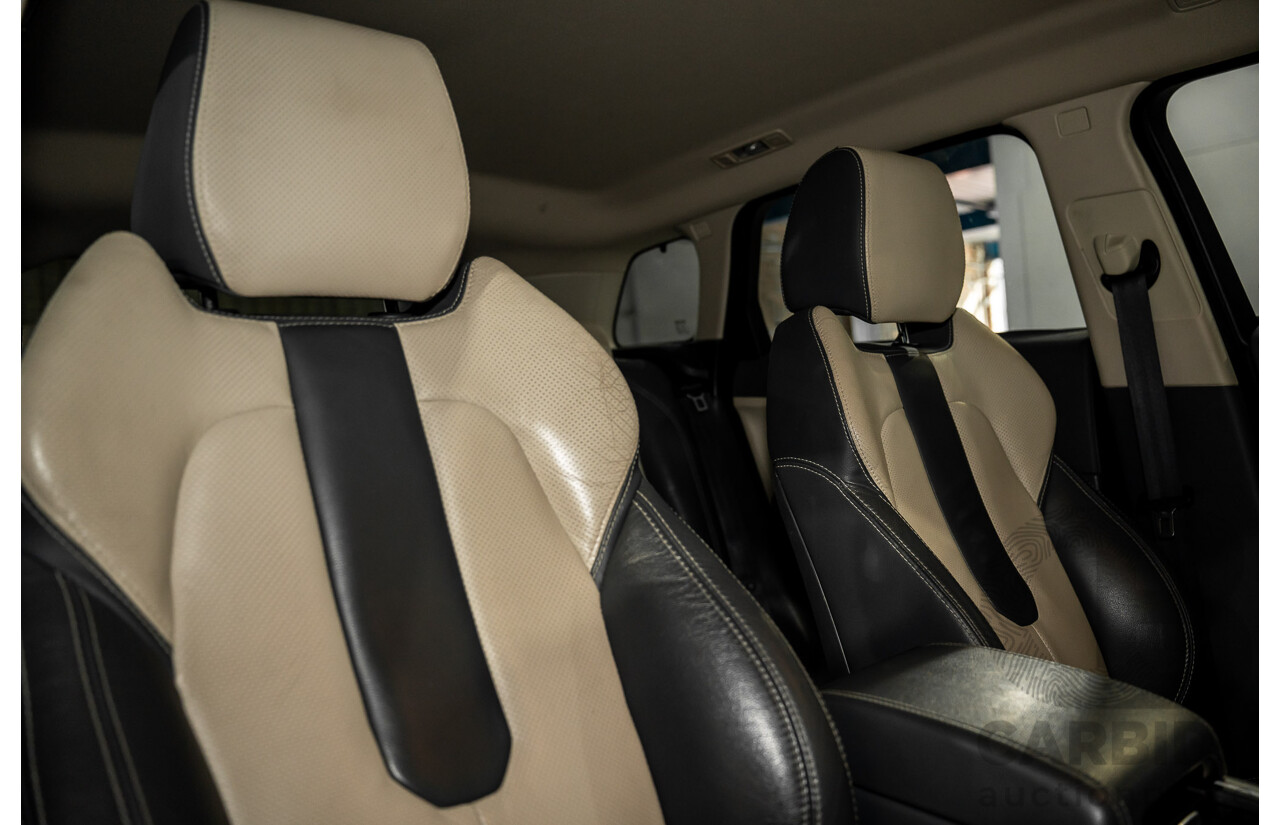 12/2011 Range Rover Evoque TD4 Dynamic LV 5d Wagon Sumatra Black Metallic/Fuji White Roof Turbo Diesel 2.2L