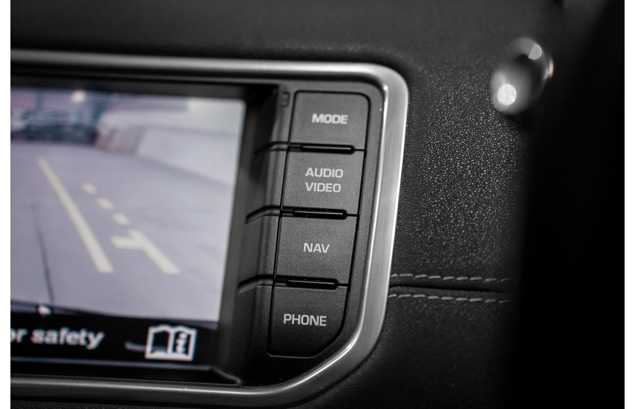 12/2011 Range Rover Evoque TD4 Dynamic LV 5d Wagon Sumatra Black Metallic/Fuji White Roof Turbo Diesel 2.2L